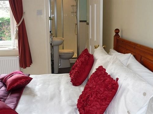 Alpine Lodge Guest House Buxton  Buitenkant foto