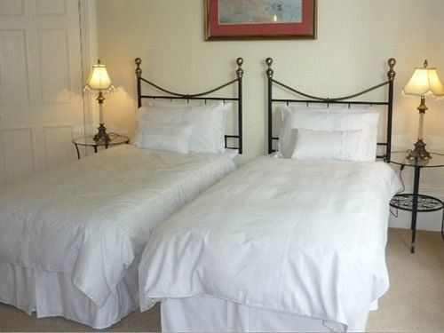 Alpine Lodge Guest House Buxton  Buitenkant foto