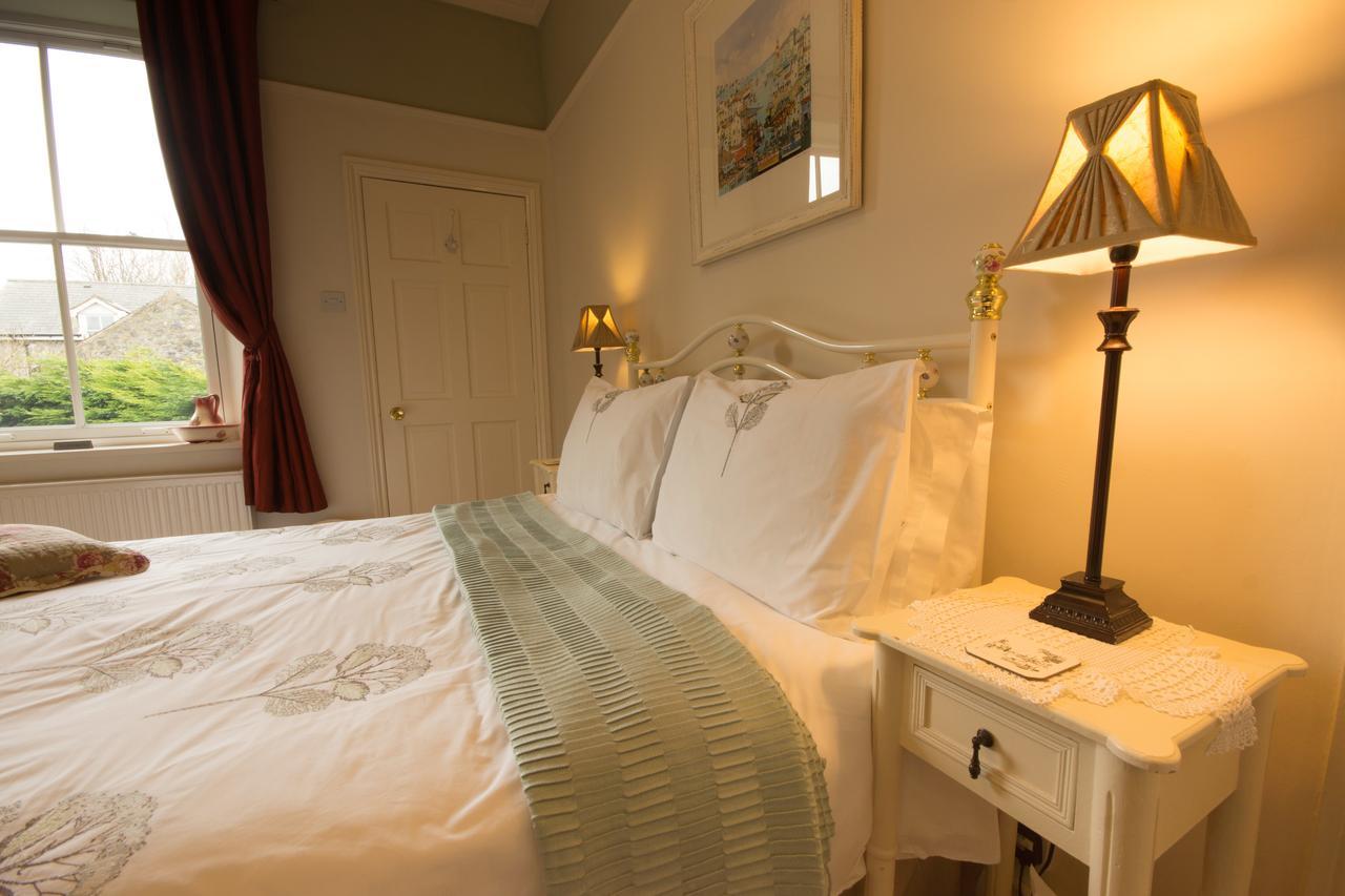 Alpine Lodge Guest House Buxton  Buitenkant foto